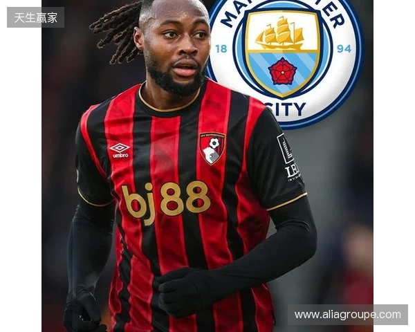 罗马诺:曼城过去12小时极力推动塞梅尼奥的交易,切尔西退出竞争