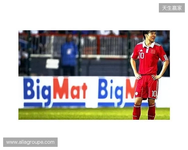 邓卓翔、常卫魏、闫毅等人参加2025武汉足球明星表演赛